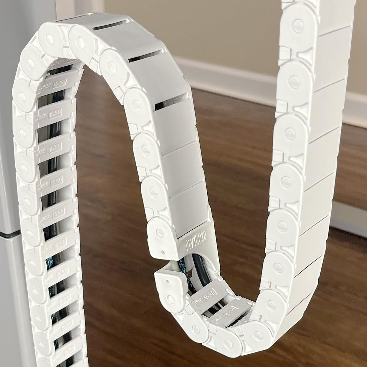 Quality Clever PivyCord-Vez Flex Chain Raceway Cable Management Solution for ...