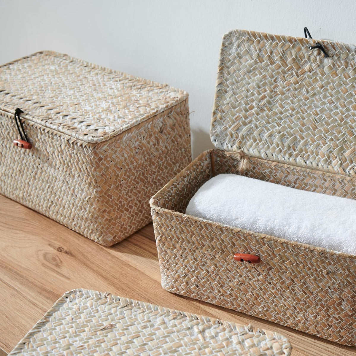 4 Pack, Wicker Baskets with Lids, Natural Seagrass Storage Baskets, Woven Rec...