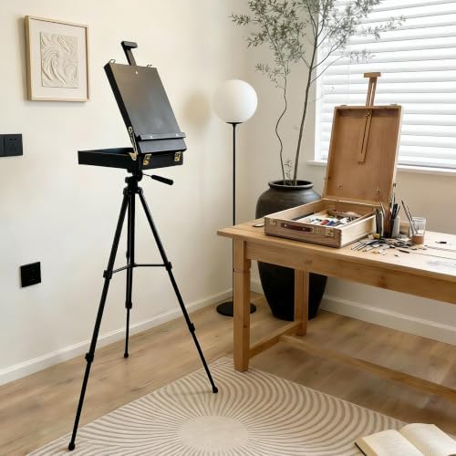 black french style easel sketch box with aluminum, front angle view