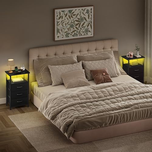 vagusicc night stand set 2 with charging station on a desk or shelf