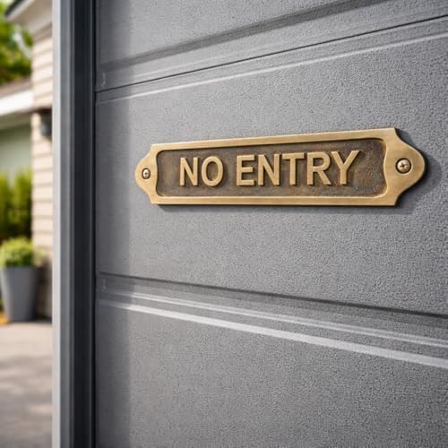 NO ENTRY Antique Vintage Door & Wall Plaque Sign | Classic Engraved Metal Restricted Access Sign with Screws for Home Office Business Areas | 22 x 5 cm | NO ENTRY