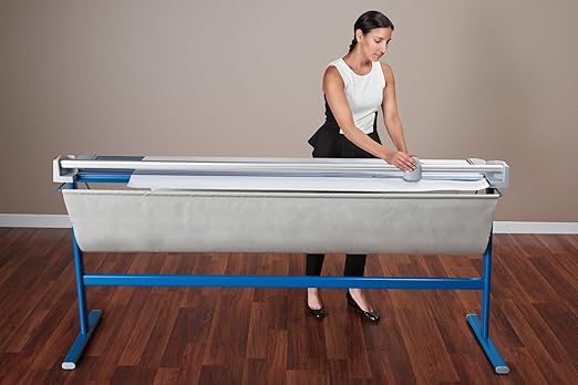 Dahle 472s Premium Rotary Trimmer w/Stand, 12 Sheet Capacity, Self-Sharpening - Image 2