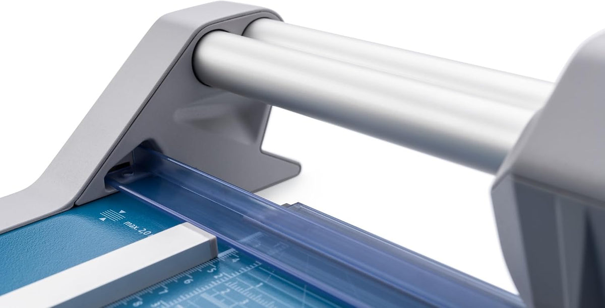 Dahle 552 Professional Rotary Trimmer, 20" Cut Length, 20 Sheet Capacity...