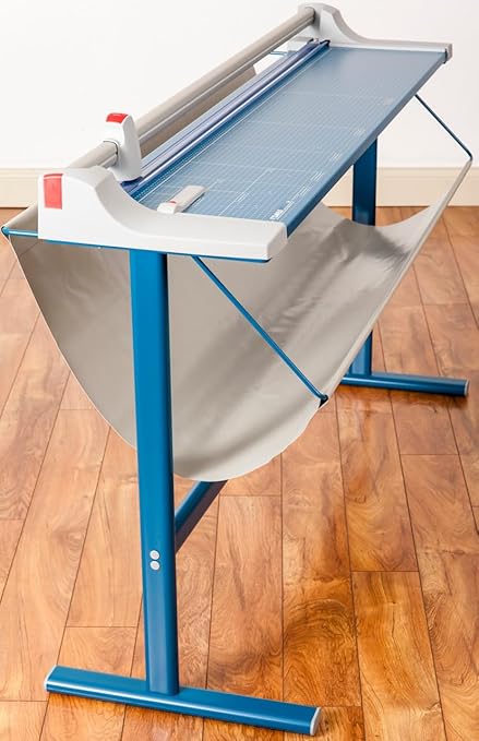 Dahle 446s Premium Rotary Trimmer w/Stand, 25 Sheet Capacity, Self-Sharpening - Image 7