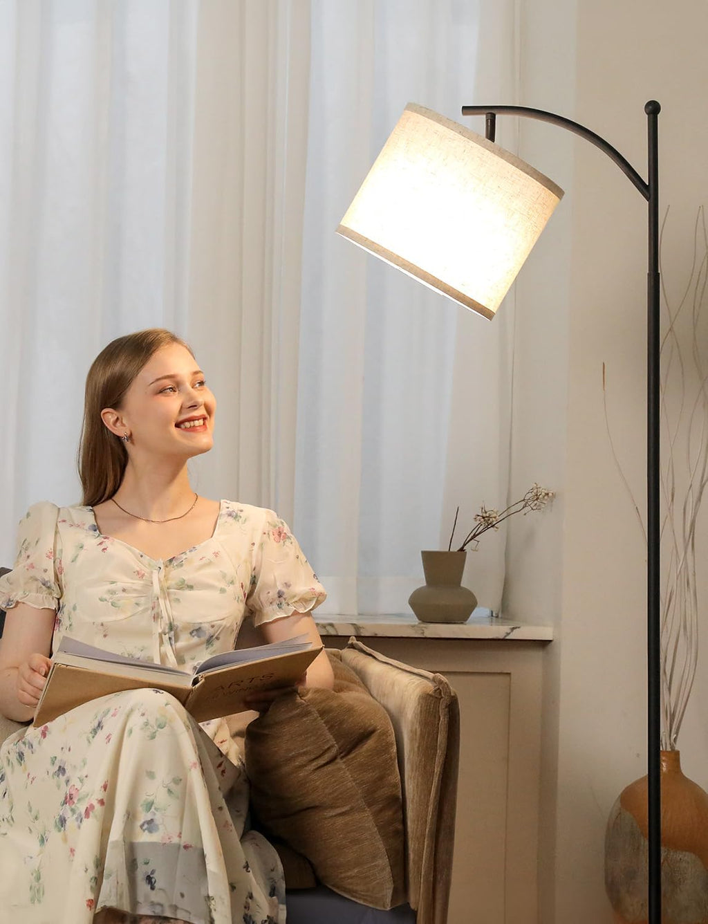 ambimall 60" modern floor lamp with beige shade, side view
