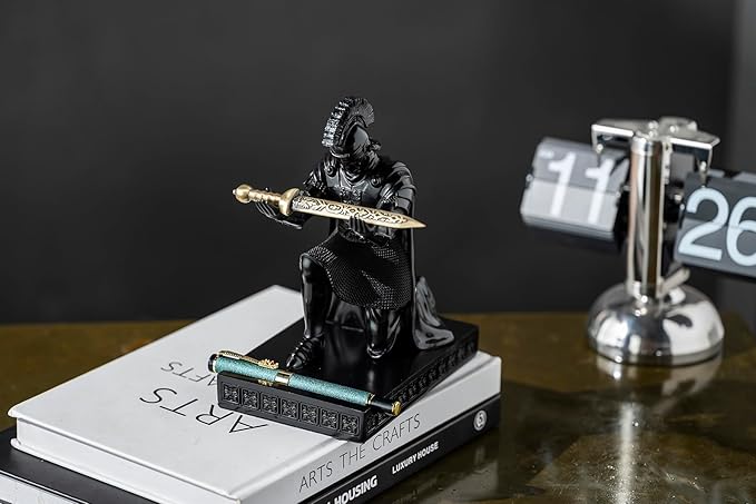 CYXStar Roman Praetorian Prefect Warrior Knight Pen Holder Desk Ornament Resin - Image 5