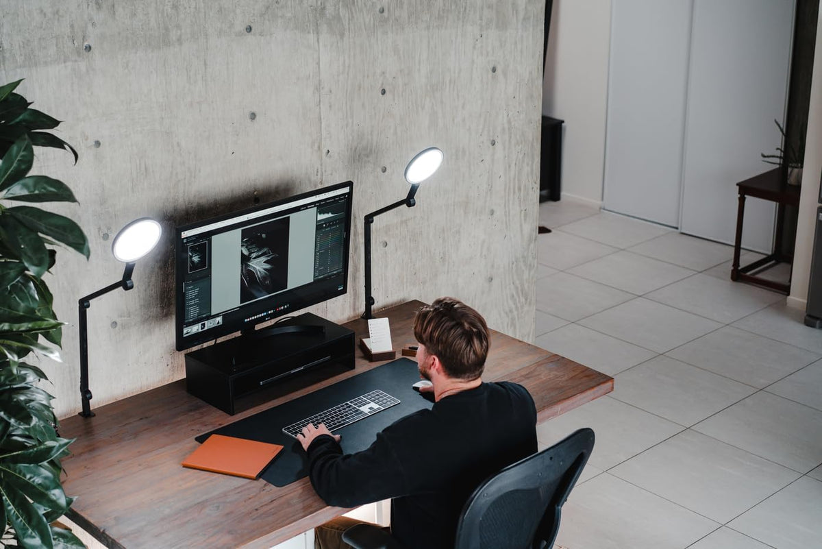 LUME CUBE Edge 2.0 LED Desk Lamp | Dimmable Home Office Desk Light with USB C...