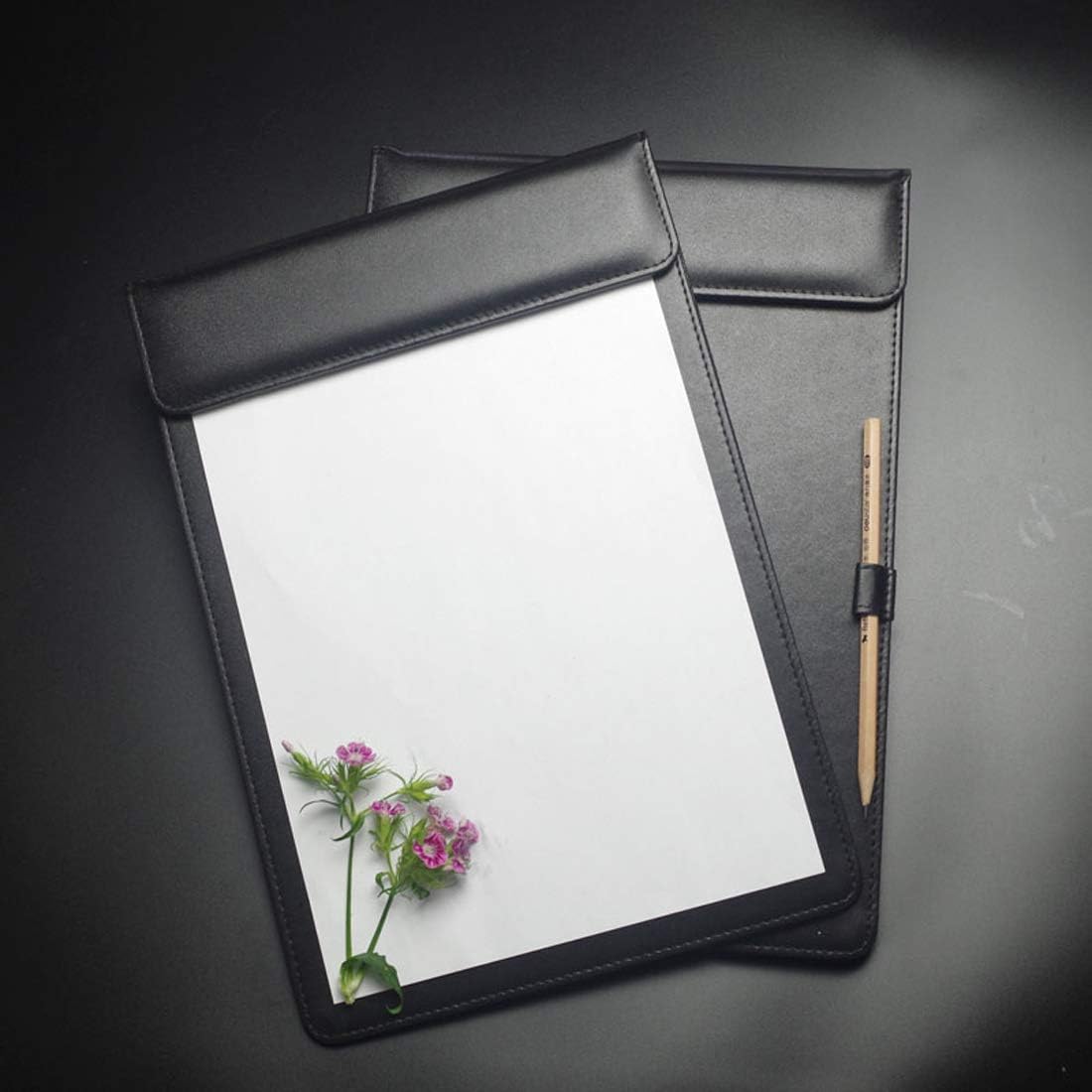 WELLYUK 4.7" X 7.5" PU Leather Clipboard, A6 File Clip Document Organizer Writing Pad Office Business Card Holder, Magnetic Conference Pad with Pen Holder, Black