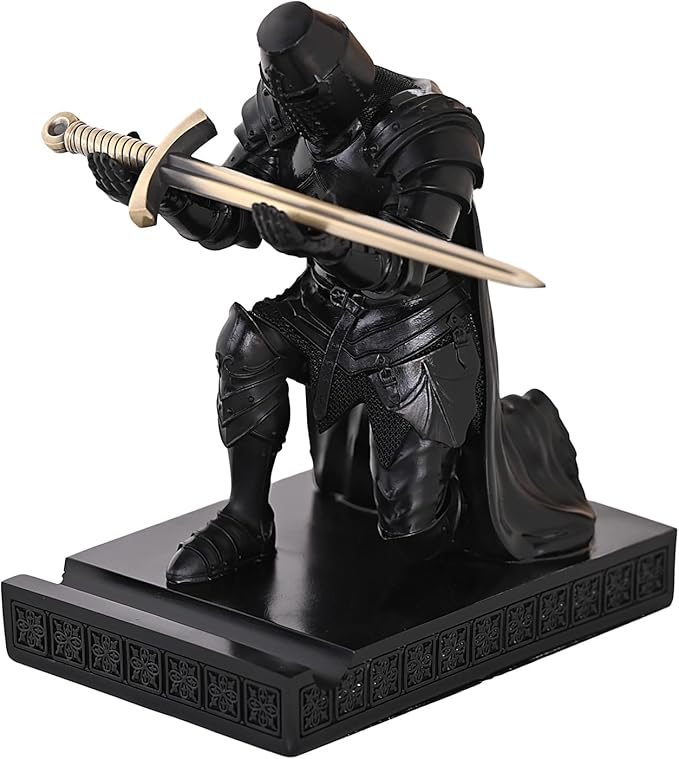 NCQIXIAO Medieval Templar Vanguard Officer Knight Pen Holder Pen Stand Desk by NCQIXIAO