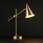 globe electric x novogratz 52887 18" desk lamp, close-up detail