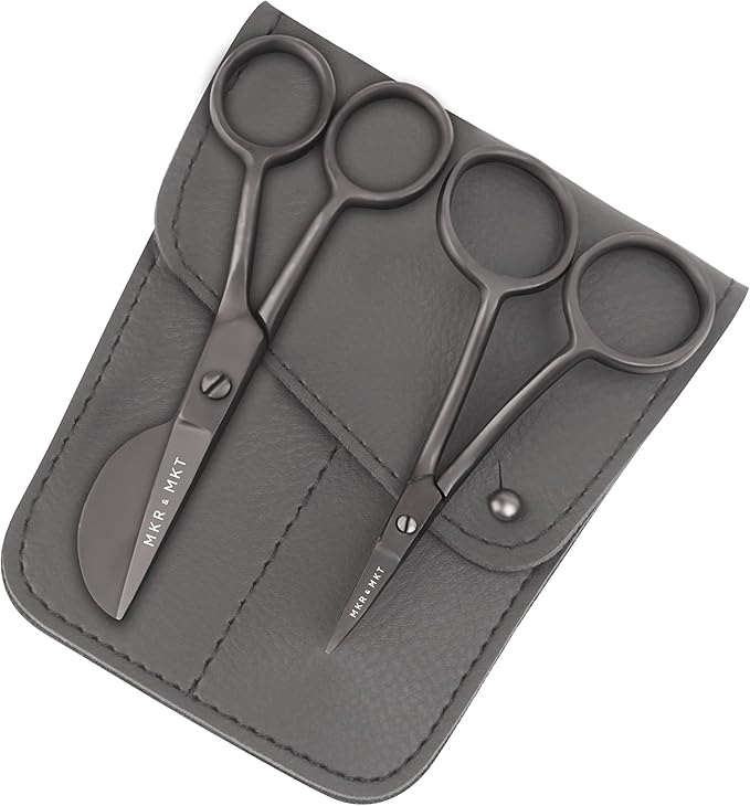 MAKER AND MARKET Small Embroidery 4.5 Inch Scissors Set of 2 Kit - Image 4