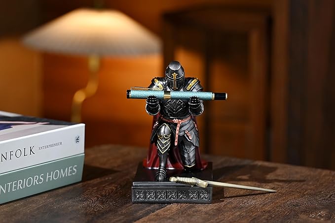 NCQIXIAO Medieval Templar Vanguard Officer Knight Pen Holder Pen Stand Desk - Image 4