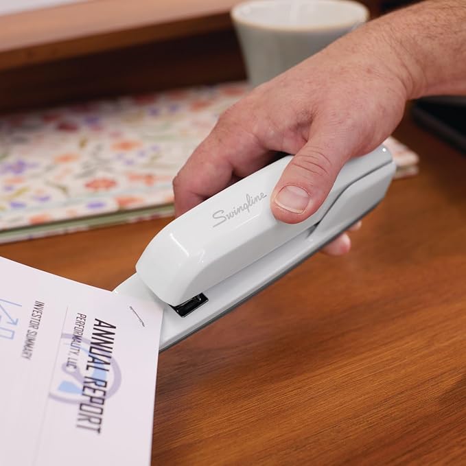 Swingline Stapler, 30 Sheet Capacity, 747 Business Stapler, Jam Free, Arctic - Image 6