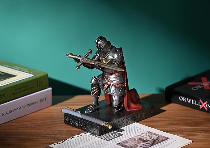 HDMbigmi King's Guard Leader Cloak Warrior Knight Pen Holder Mobile Phone Stand - Image 6