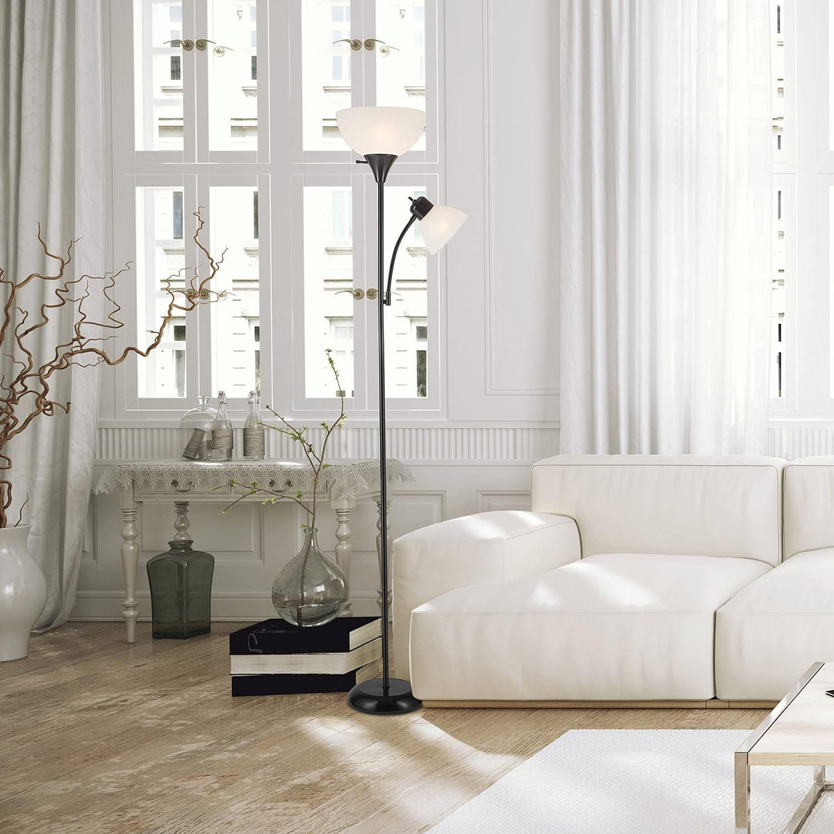 globe electric 67135 72" floor lamp with adjustable, close-up detail