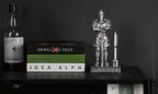 Amoysanli Knight Pen Stand Decoration Resin Pen Holder Art Craft Paperweight - Image 6