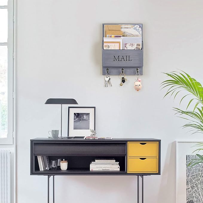 DLQuarts Mail Organizer with Key Holder - Image 3
