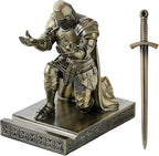 NCQIXIAO Medieval Templar Vanguard Officer Knight Pen Holder Pen Stand Desk - Image 2