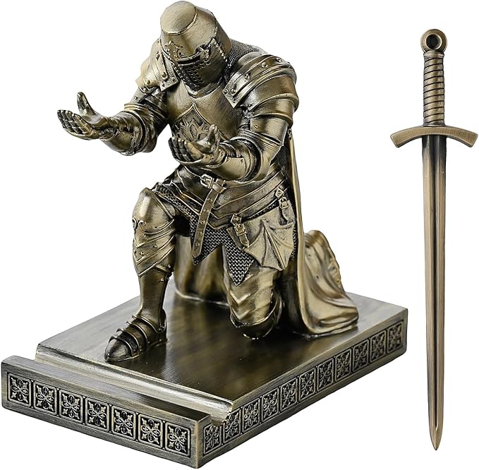 NCQIXIAO Medieval Templar Vanguard Officer Knight Pen Holder Pen Stand Desk - Image 2