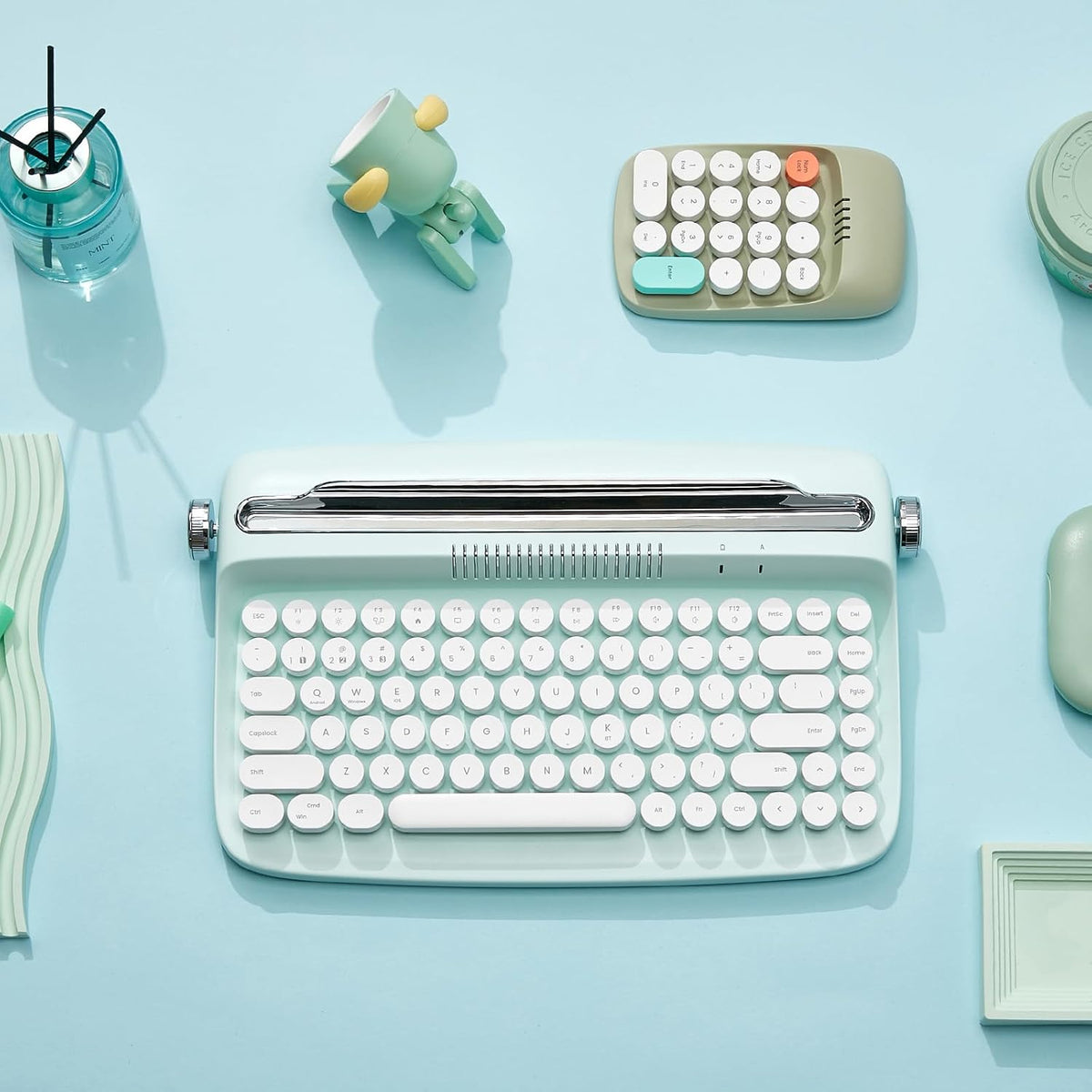 YUNZII ACTTO B303 Wireless Retro Typewriter Bluetooth Keyboard(Sweet Mint)