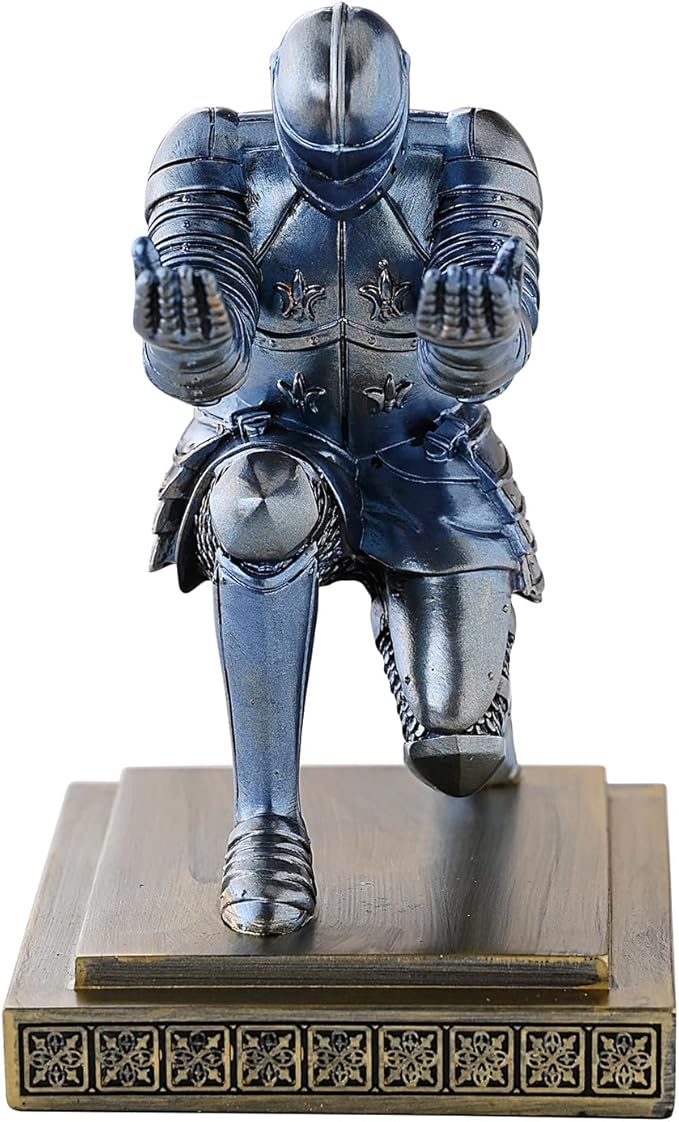 Amoysanli Knight Pen Holder Desk Organizers and Accessories Desk Decor Resin - Image 6