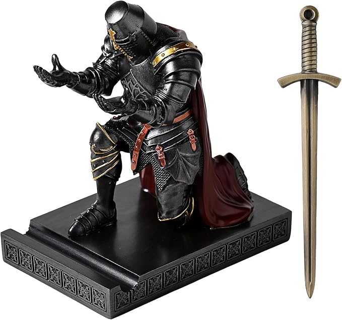 NCQIXIAO Medieval Templar Vanguard Officer Knight Pen Holder Pen Stand Desk - Image 2