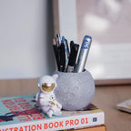 Kimdio Pen Holder, Astronaut Stand - Image 6