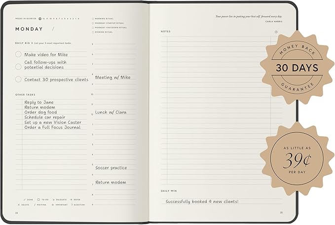 Full Focus Navy Linen Planner by Michael Hyatt - Image 2