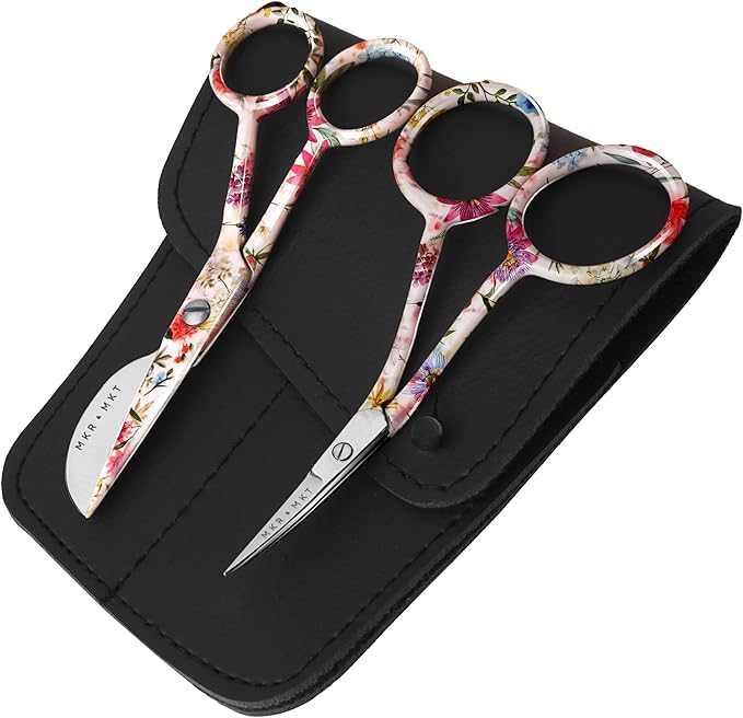 Small Embroidery 4.5 Inch Scissors Set of 2 Kit by MAKERANDMARKET