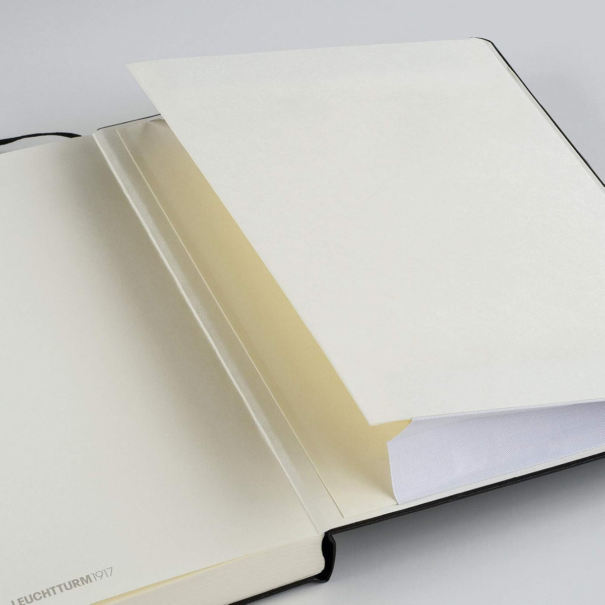 LEUCHTTURM1917 - Notebook Hardcover Master Classic A4+ - 235 Numbered Pages f...