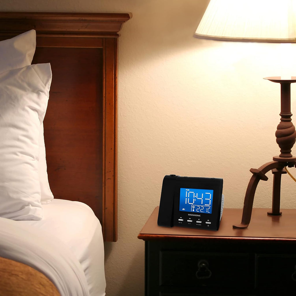 magnasonic projection alarm clock with am/fm radio, battery, front angle view