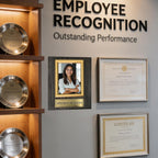 Employee of The Quarter Plaque Award Photo Plaque, Appreciation Plaque for Best Employee, 8"X10" Plaque Holds A 4"X6" Photo Wood Award Plaques for Home, Office or Business Decor