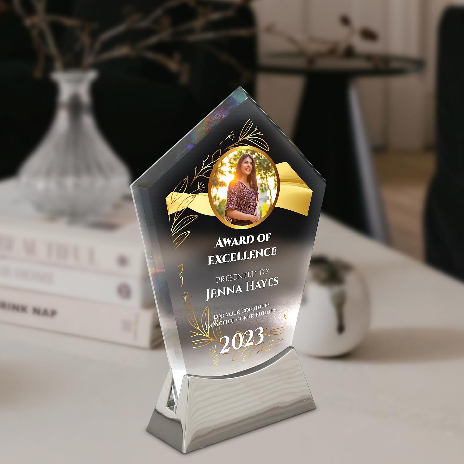 7 1/2" Personalized Glass Plaque for Awards and Trophies Custom Award for Employee of the Month, Retirement, Leadership and Appreciation Gift Awards (D7)