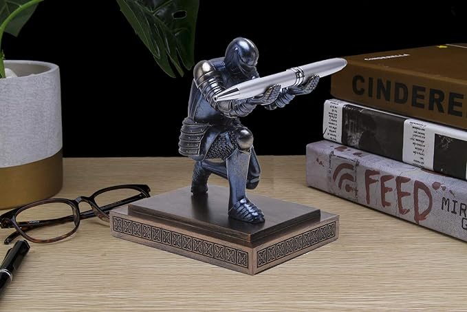 Amoysanli Knight Pen Holder Desk Organizers and Accessories Desk Decor Resin - Image 4
