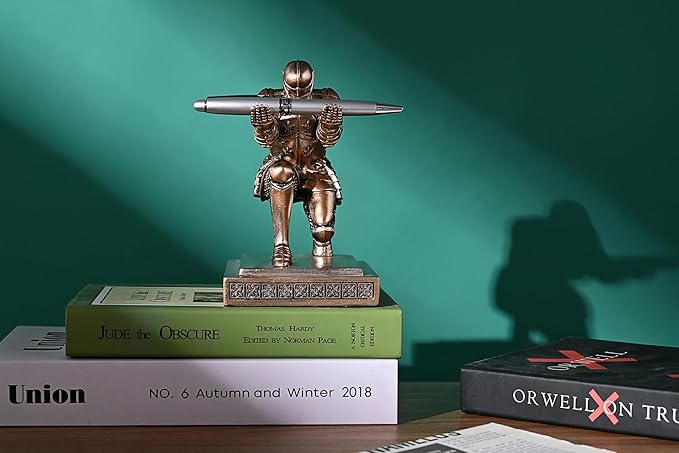 HDMbigmi Knight Pen Holder Pen Stand Desk Organizers and Accessories Resin - Image 5