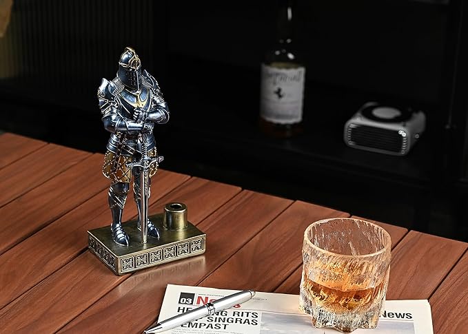 Amoysanli Knight Pen Stand Decoration Resin Pen Holder Art Craft Paperweight - Image 7