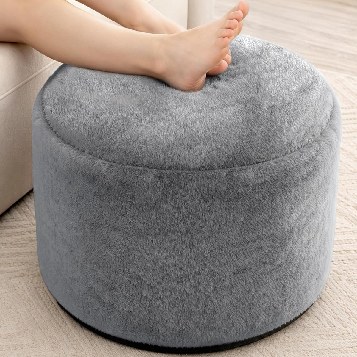 WSOFRLAC Round Pouf Ottoman, Gray Foot Stool Ottomans for Sofa, 20x15in