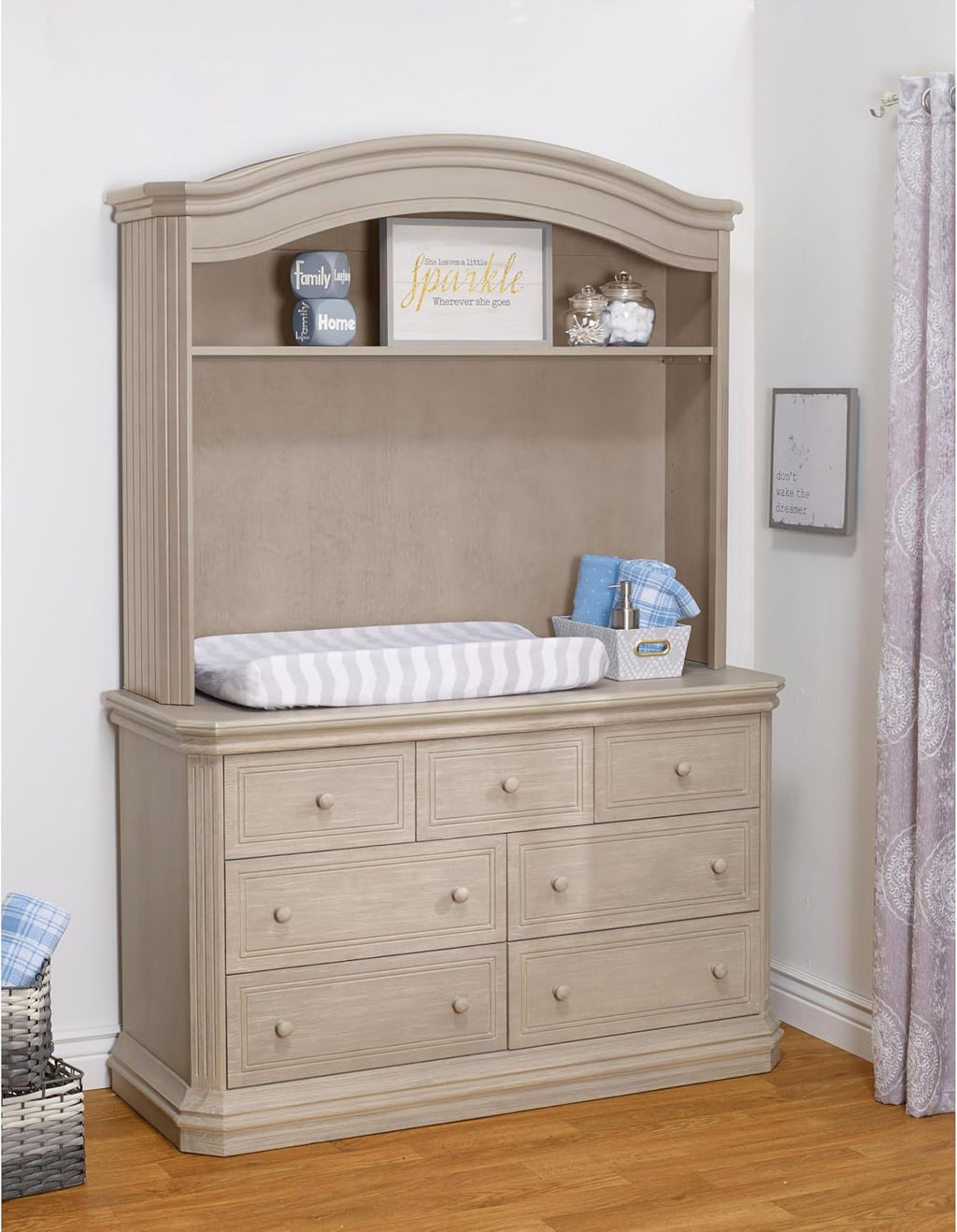 Sorelle Universal Hutch for Providence 7 Drawer Double Dresser – Nursery Dresser Topper with Adjustable Shelf