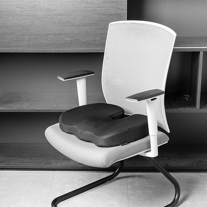 Amazon Basics Comfortable Seat Cushion - Image 6