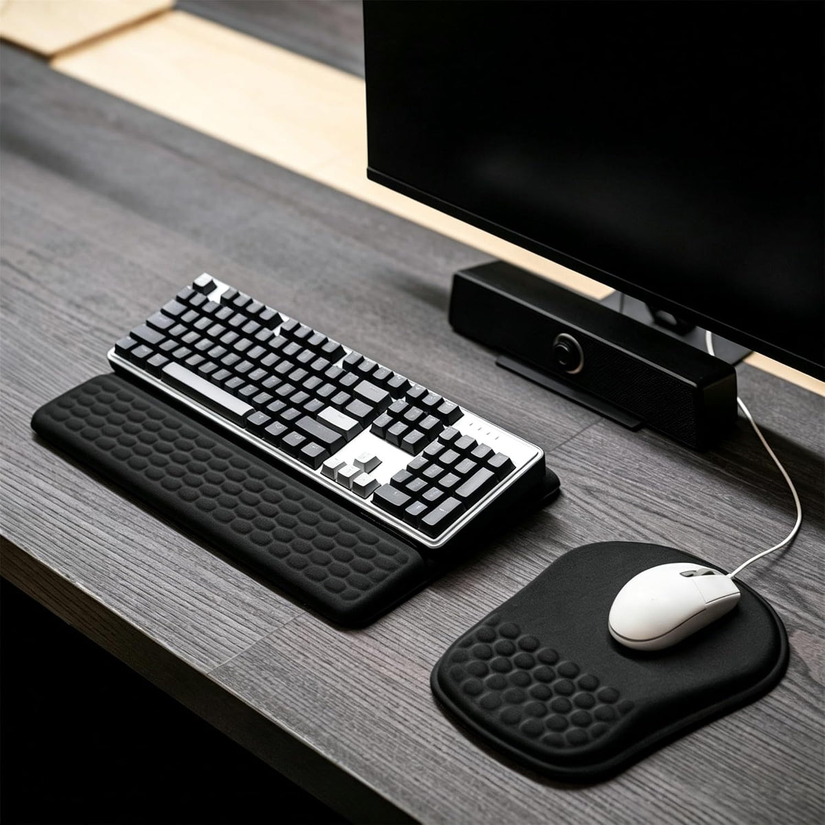 Keyboard Wrist Rest -Ergonomic Keyboard Stand with Wrist Rest- with Carpal Tu...