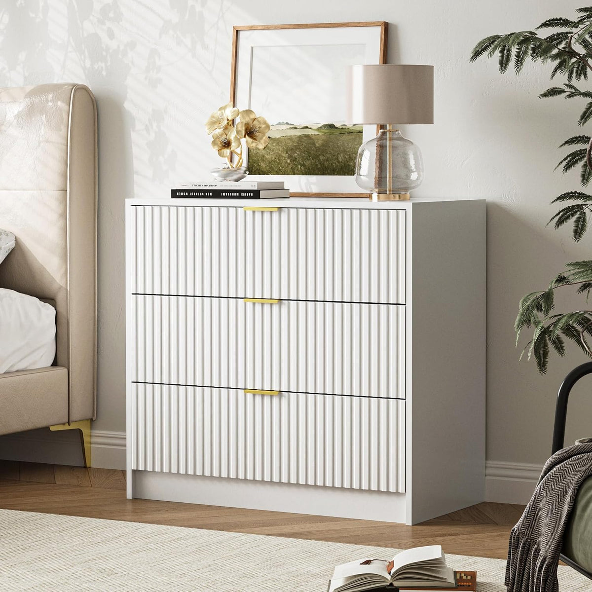 Furniway 31.5" Large Nightstand with 3 Drawers, Fluted Bedside Table, Mo...