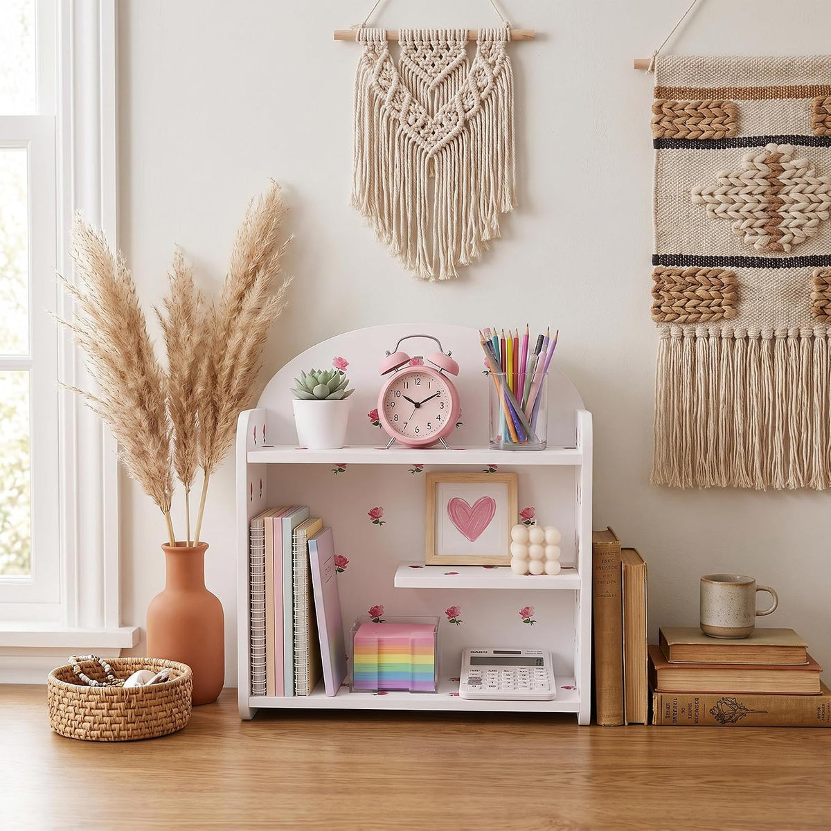 cute desk organizer, back to school accessories white, close-up detail