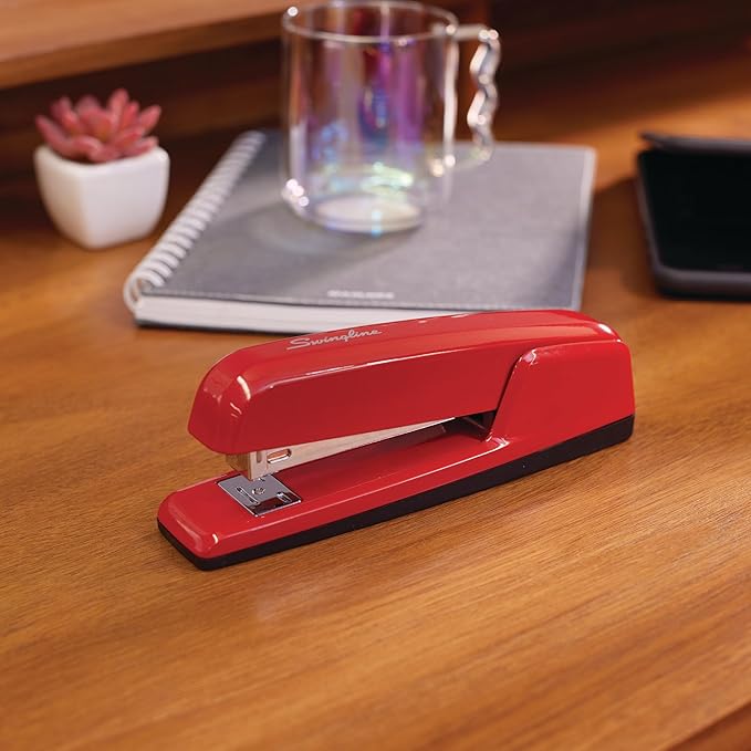 Swingline Stapler, 30 Sheet Capacity, 747 Business Stapler, Jam Free, Rio Red - Image 2