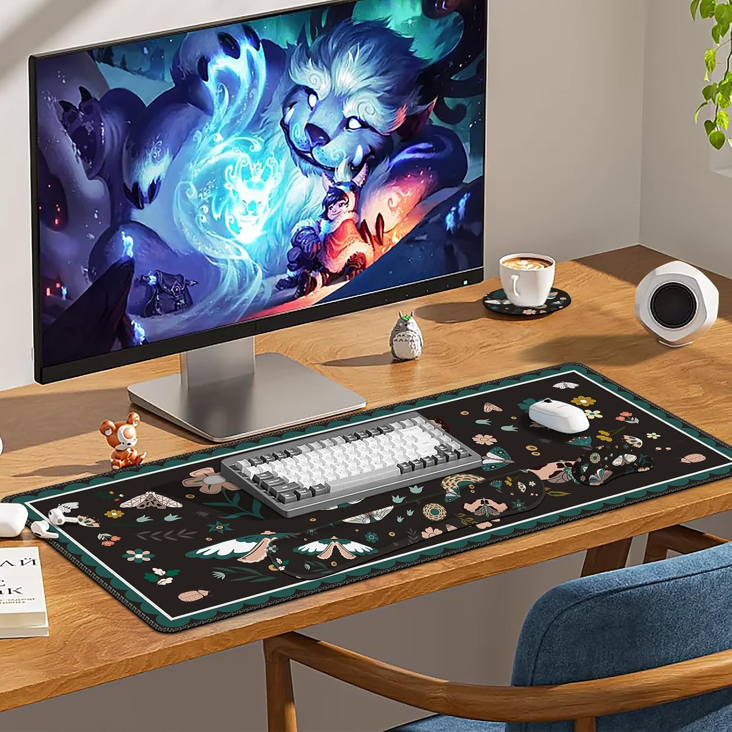 Large Mouse Pad and Keyboard Wrist Rest, Desk Pad for Keyboard and Mouse, Gaming Mousepad with Wrist Support, Non-Slip Desk Mat for Home Office, Black Butterfly Flower