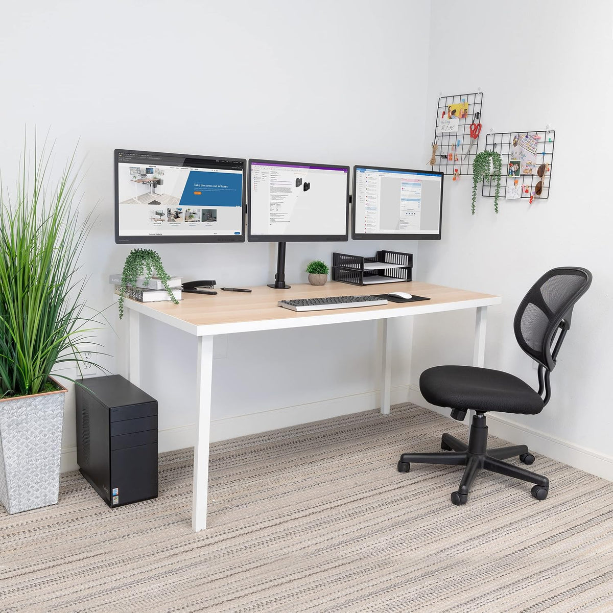 Mount-It! Triple Monitor Mount 3 Screen Desk Stand for LCD Computer Monitors ...