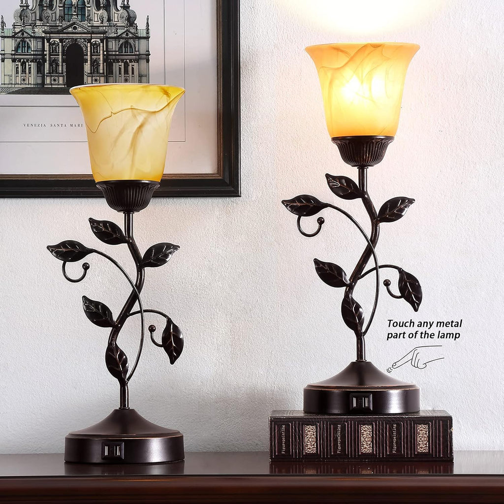touch control leaf vintage table lamp with 3-way, close-up detail