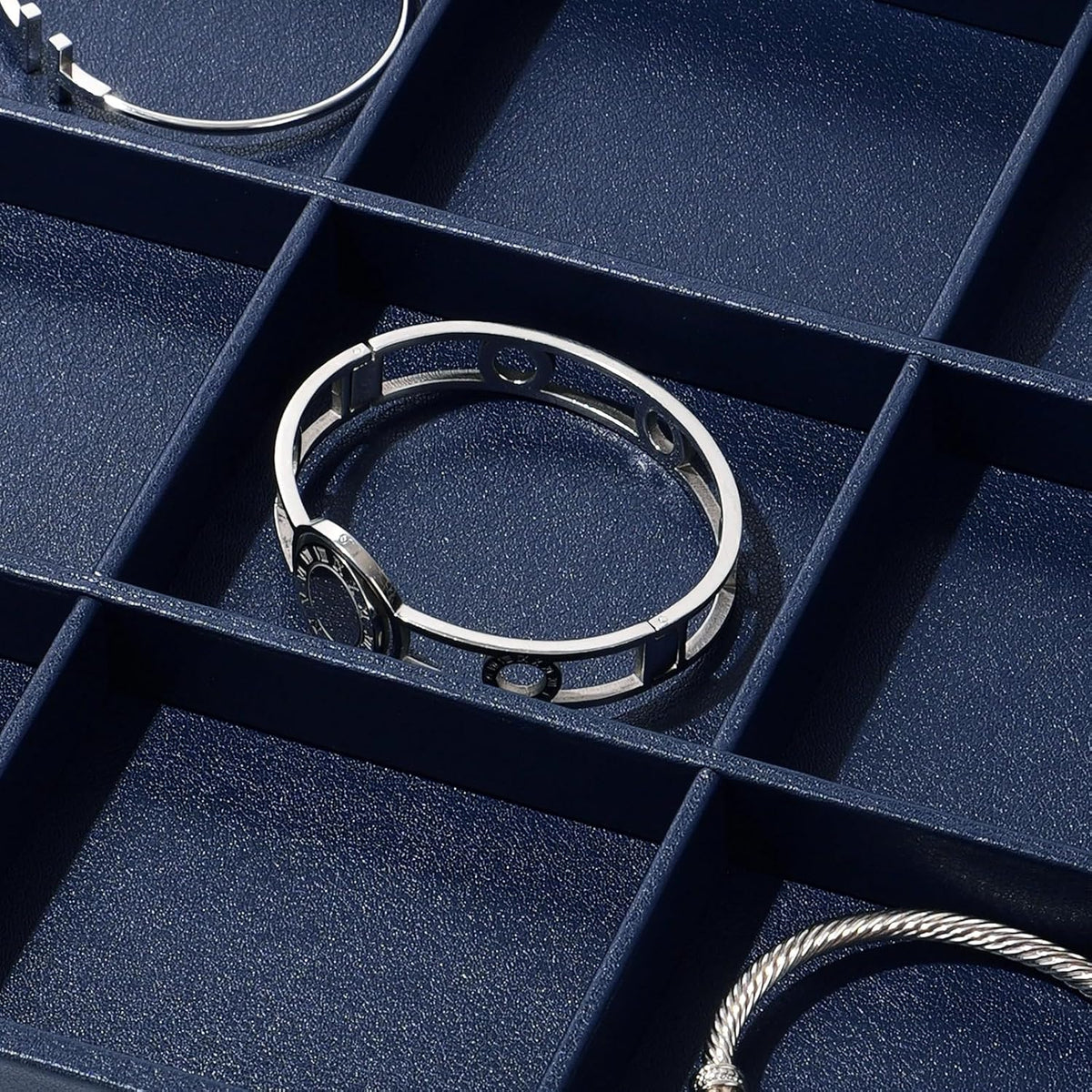 12-Grid PU Leather Jewelry Tray for Bracelet & Bangle Storage Blue