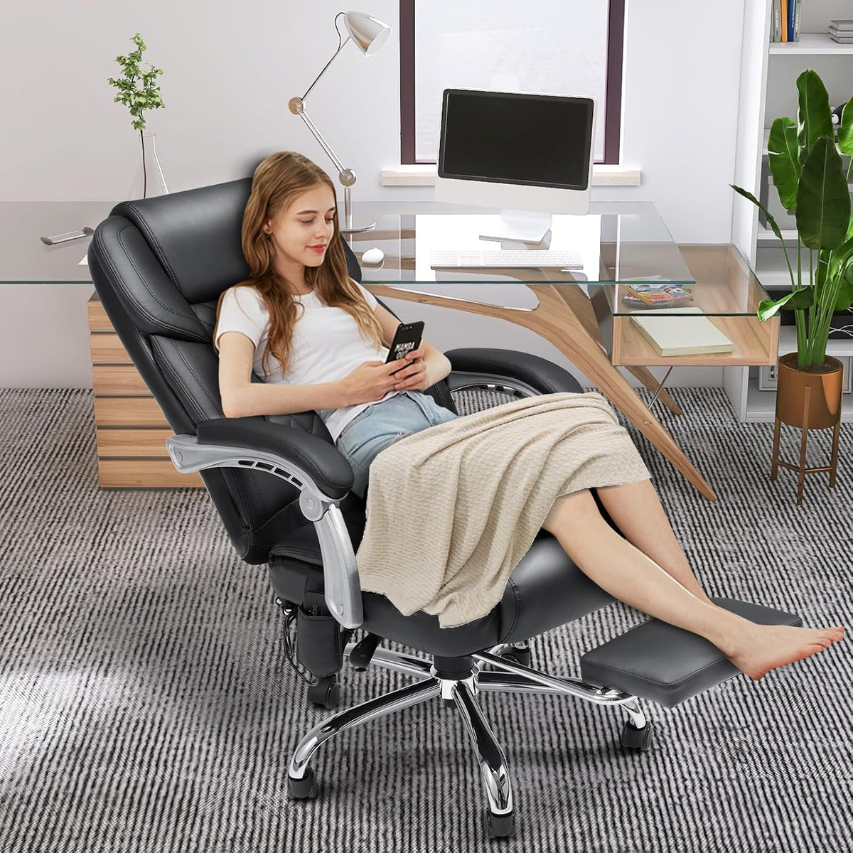 HOMREST Heated Massage Executive Office Chair with Footrest, Black