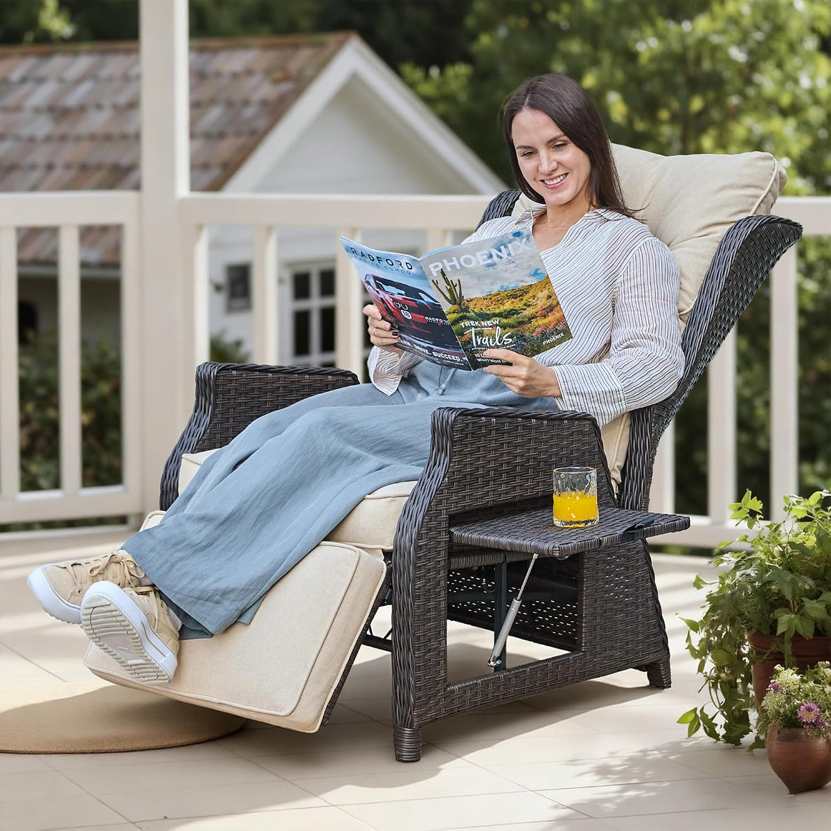 Outdoor Recliner with Adjustable Backrest and Footrest,Beige