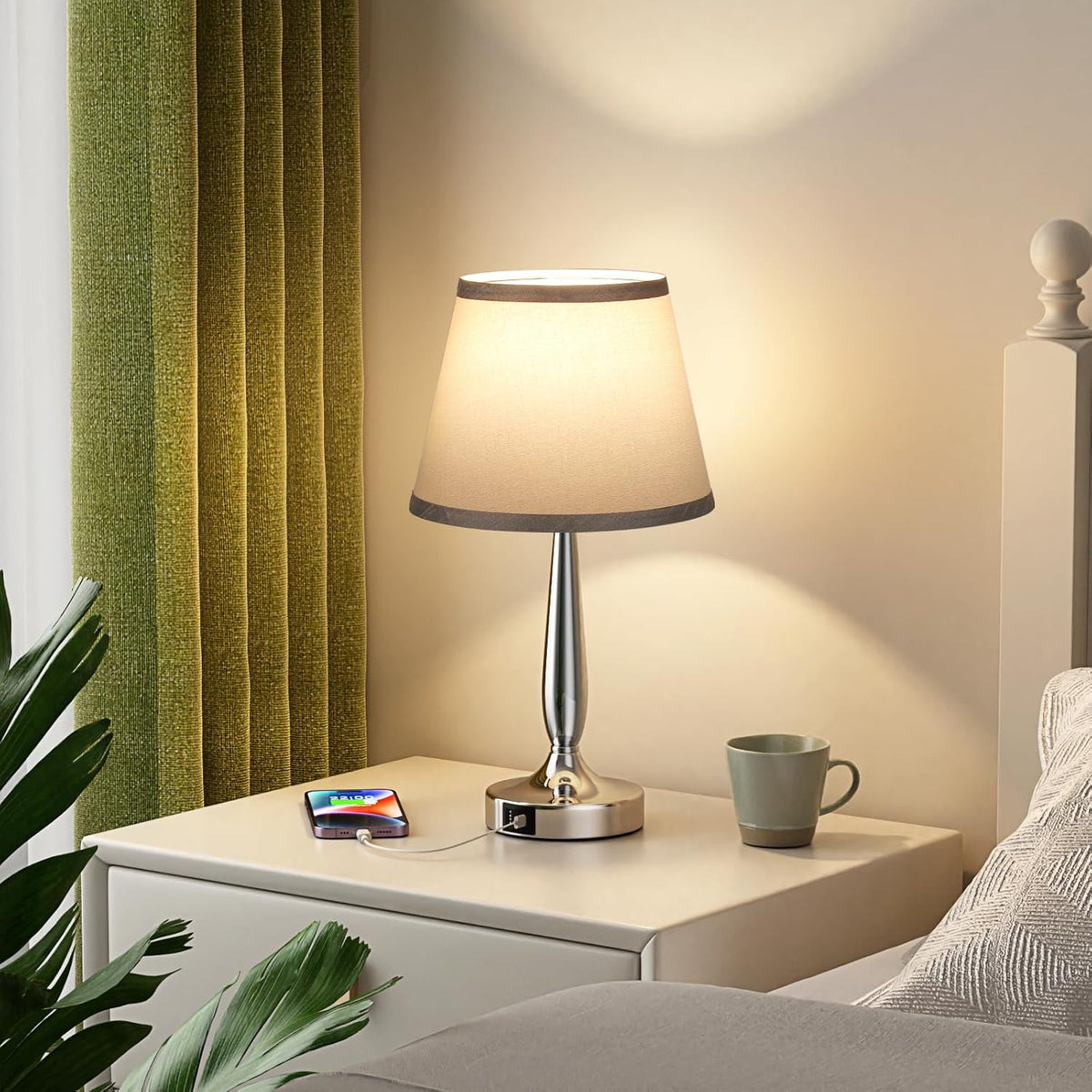 Kakanuo Touch Table Lamp for Bedroom, Small Bedside Lamp with USB C Port